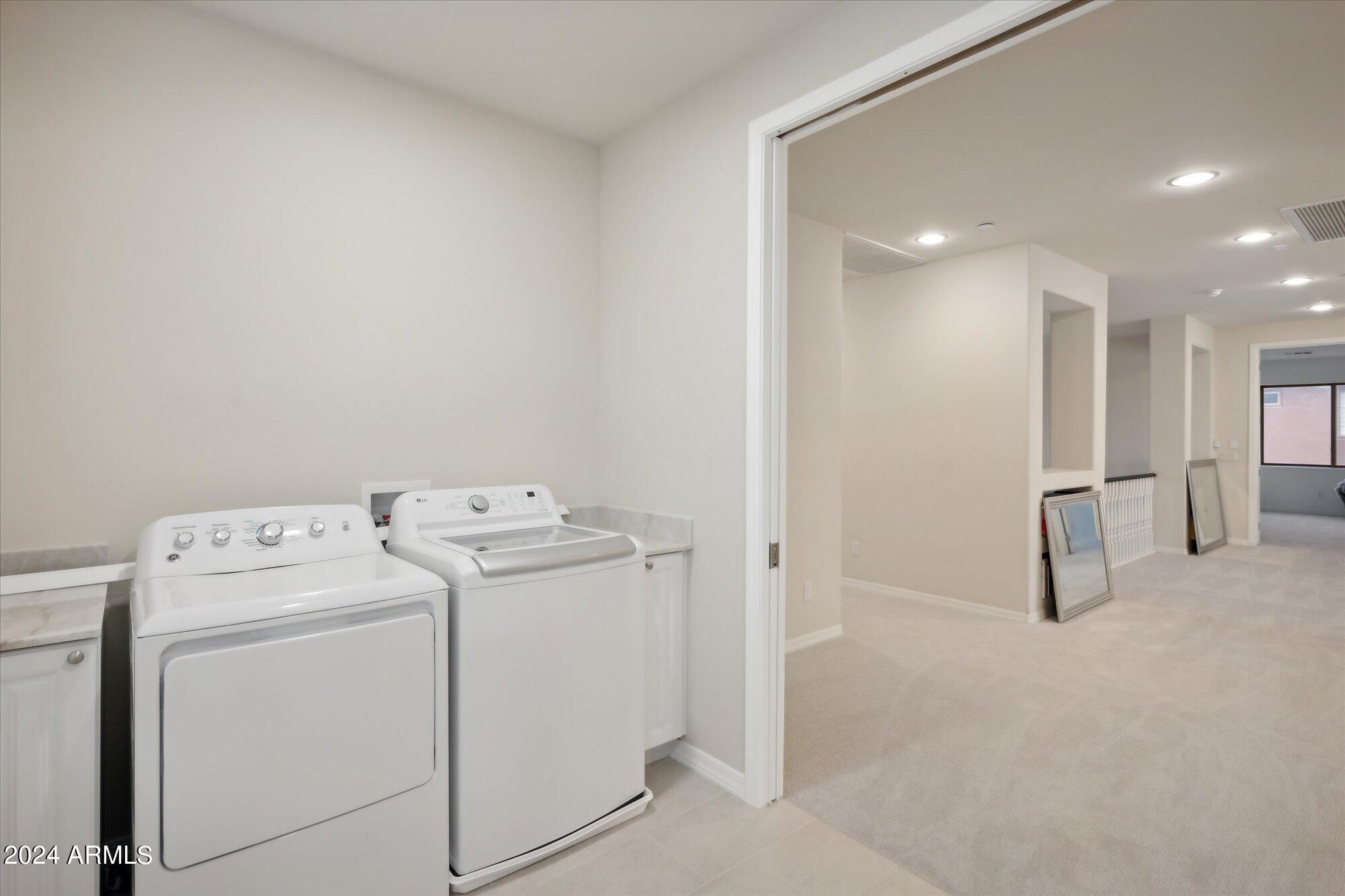3852 East Expedition Way Phoenix, AZ 85050 - Photo 35 of 82 2nd Floor Laundry (Added in 23')