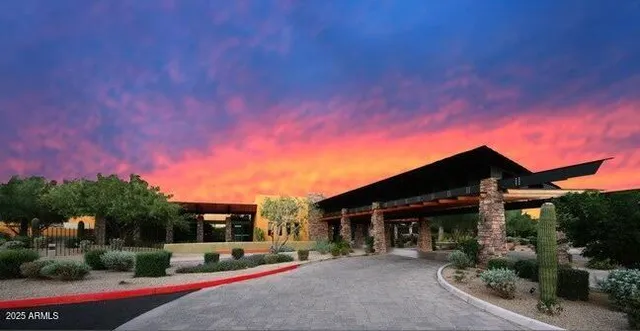 $1,894,000 | 3852 East Expedition Way, Phoenix, AZ 85050