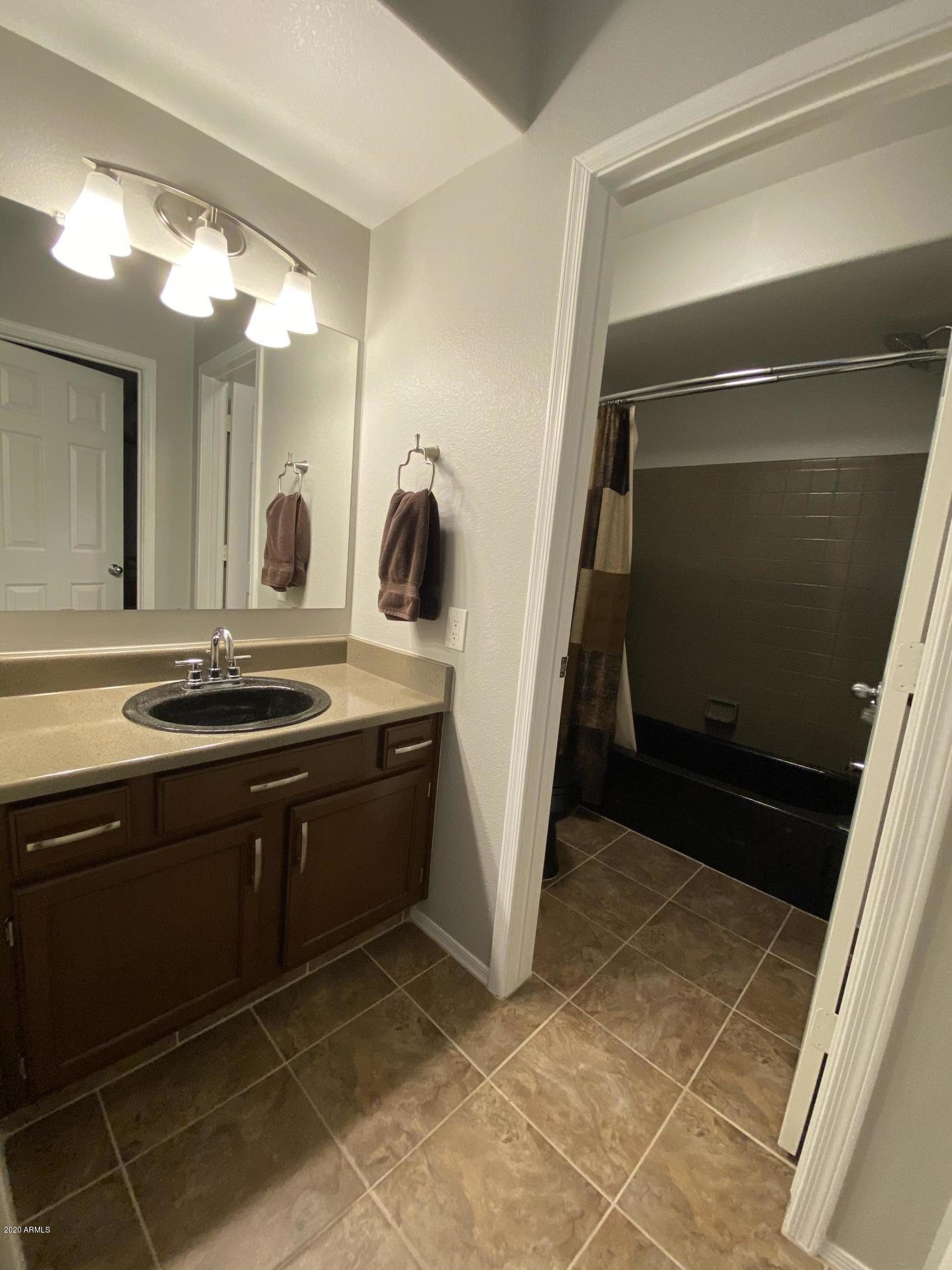 1825 West Ray Road, Unit 2107 Chandler, AZ 85224 - Photo 17 of 31 Master bath