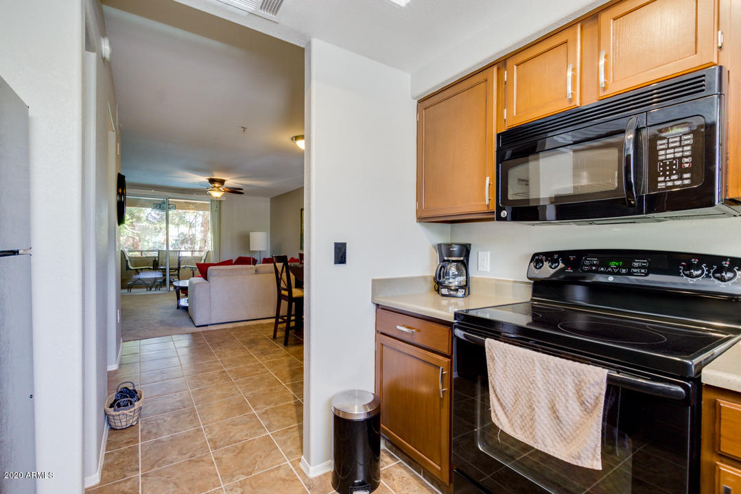1825 West Ray Road, Unit 2107 Chandler, AZ 85224 - Photo 8 of 31 Kitchen