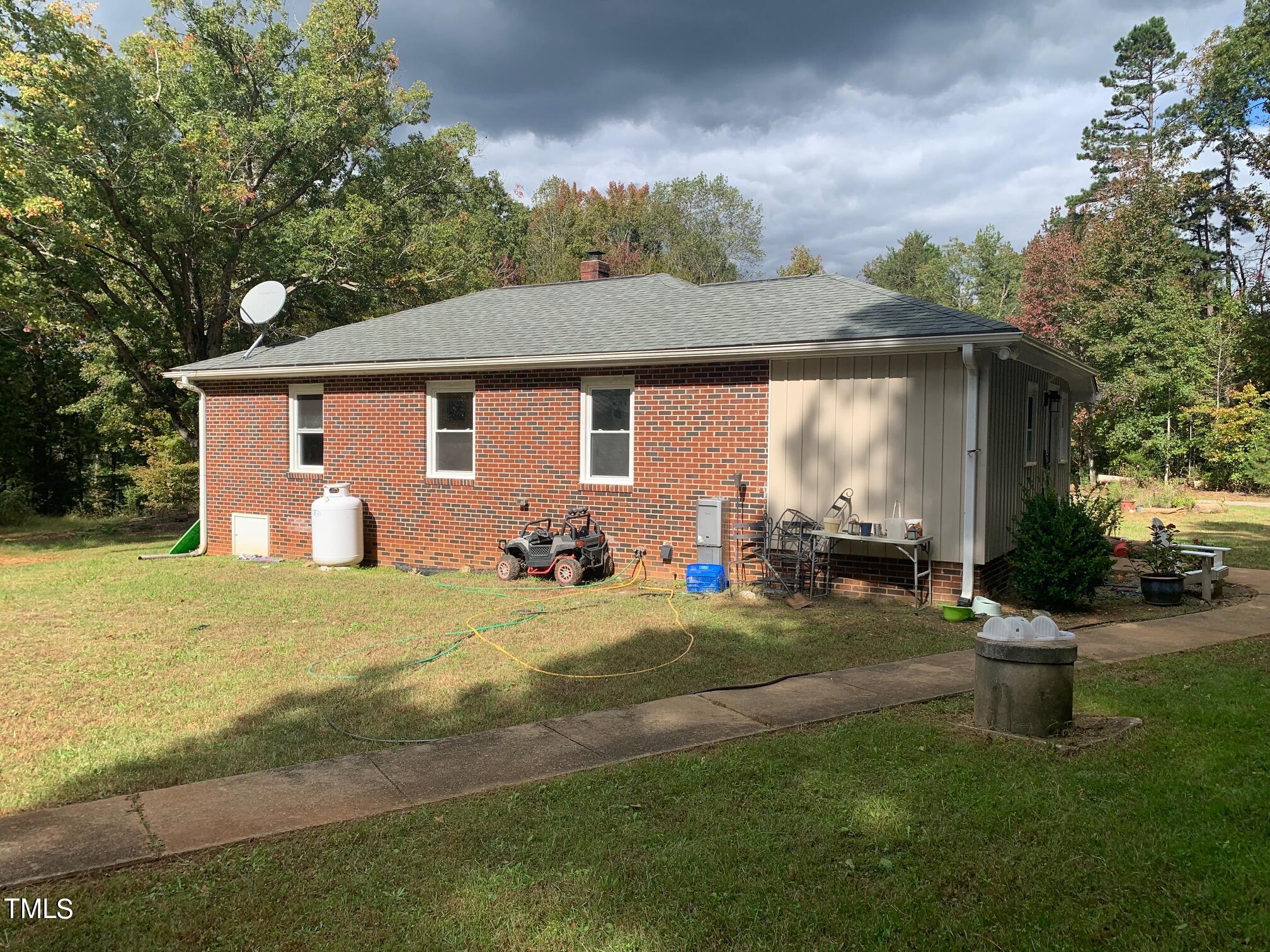 119 Ira Watson Lane Roxboro, NC 27574 - Photo 5 of 24 IMG_7883