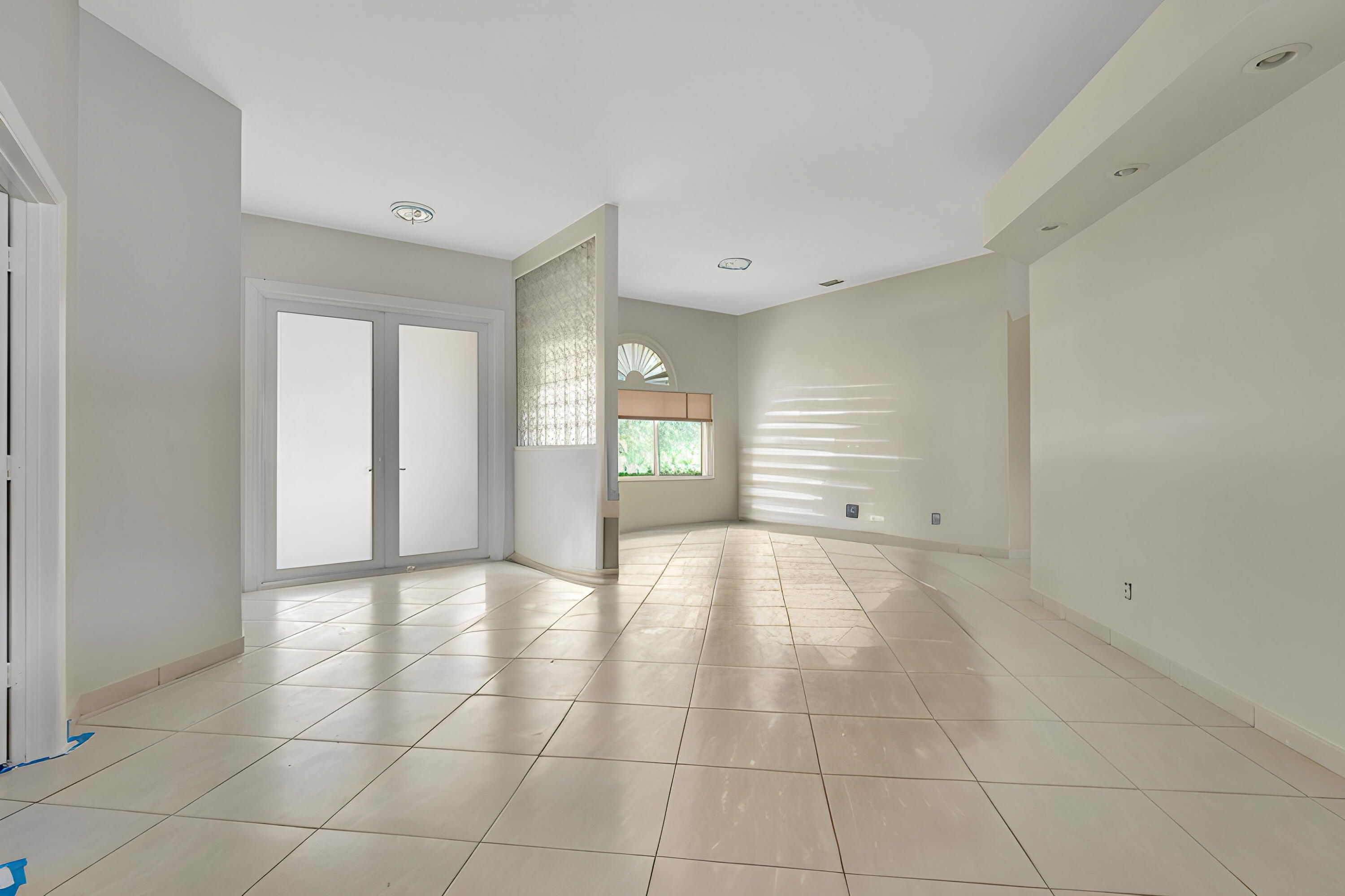 5521 Southwest 199th Avenue Southwest Ranches, FL 33332 - Photo 5 of 57 Virtual Staging AI - 15-web-or-mls-DSC01