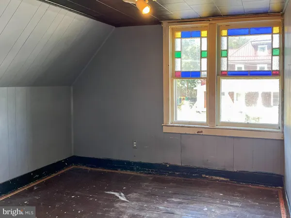 $54,900 | 33 West Garber Street, Mount Union, PA 17066