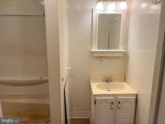 $59,900 | 33 West Garber Street, Mount Union, PA 17066