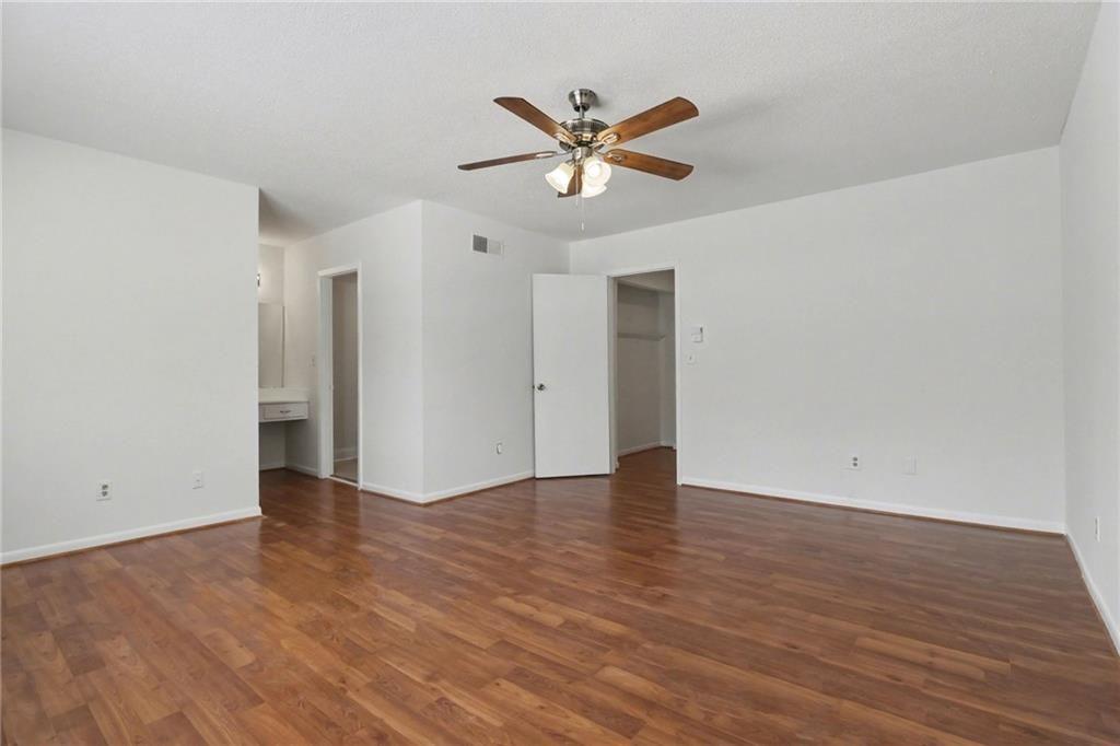 7306 Cardigan Circle Atlanta, GA 30328 - Photo 19 of 33