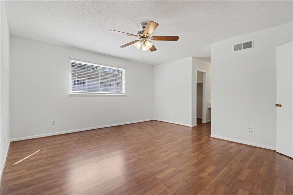 7306 Cardigan Circle Atlanta, GA 30328 - Photo 21 of 33