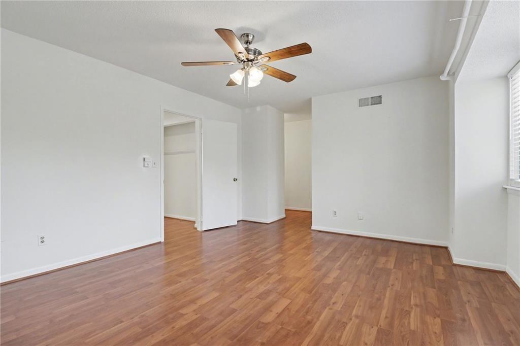 7306 Cardigan Circle Atlanta, GA 30328 - Photo 23 of 33