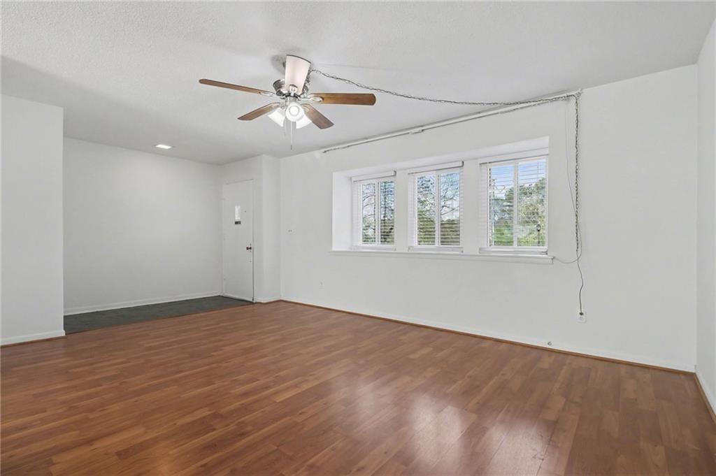 7306 Cardigan Circle Atlanta, GA 30328 - Photo 7 of 33