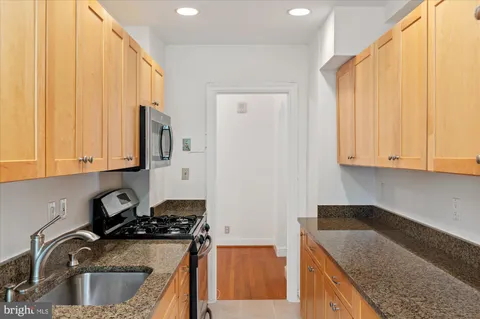 $599,000 | 3601 Connecticut Avenue Northwest, Unit 122, Washington, DC 20008
