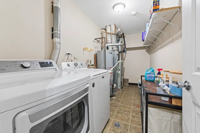 $349,999 | 8918 Clearview Drive, Orland Park, IL 60462