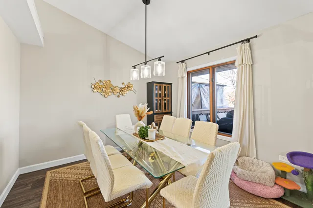 $349,999 | 8918 Clearview Drive, Orland Park, IL 60462