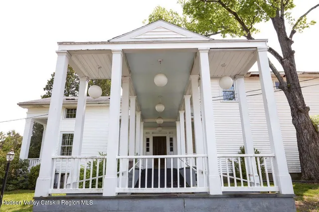 $1,290,000 | 207-209 Main Street, Germantown, NY 12526