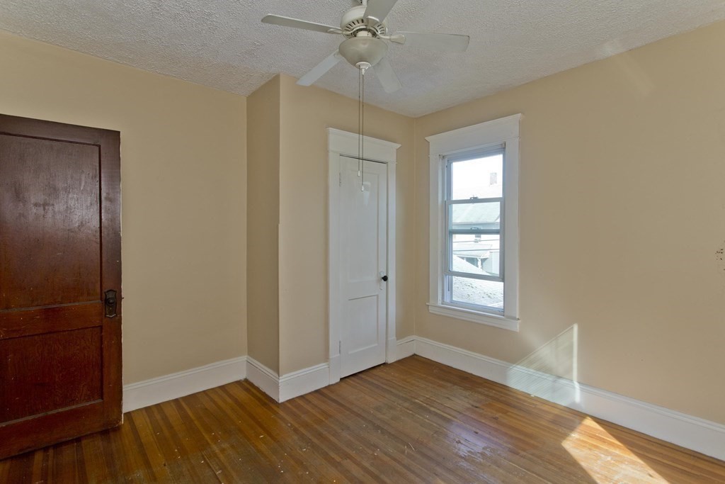 36-38 Longfellow Terrace Springfield, MA 01108 - Photo 24 of 42 Gallery Image 24