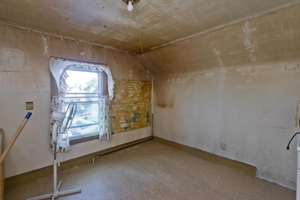 36-38 Longfellow Terrace Springfield, MA 01108 - Photo 29 of 42 Gallery Image 29