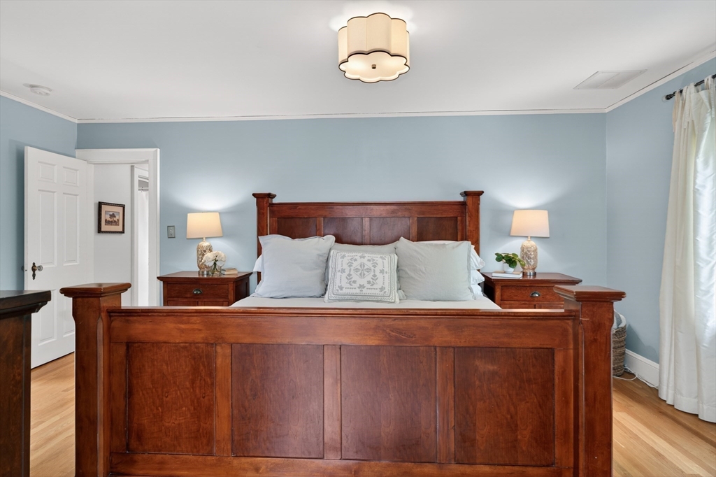 35 Richardson Road Belmont, MA 02478 - Photo 26 of 41 Gallery Image 26
