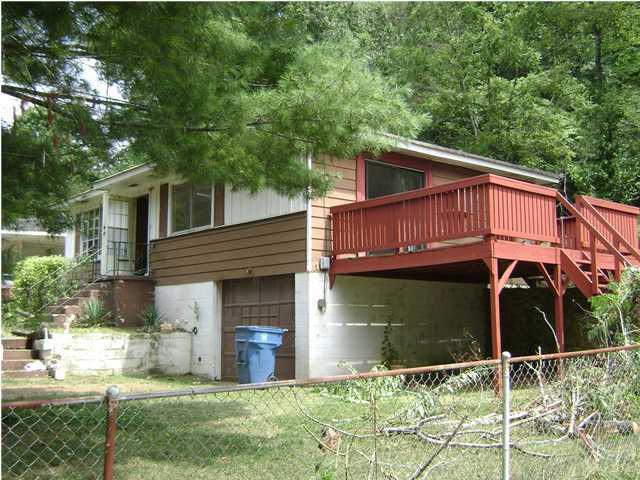 512 Lullwater Road Chattanooga, TN 37405 - Photo 1 of 4 Primary Photo