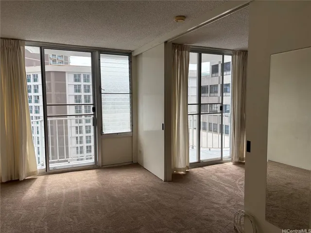 $1,900 | 1617 Kapiolani Boulevard, Unit 1407, Honolulu, HI 96814