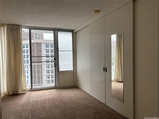 $1,900 | 1617 Kapiolani Boulevard, Unit 1407, Honolulu, HI 96814