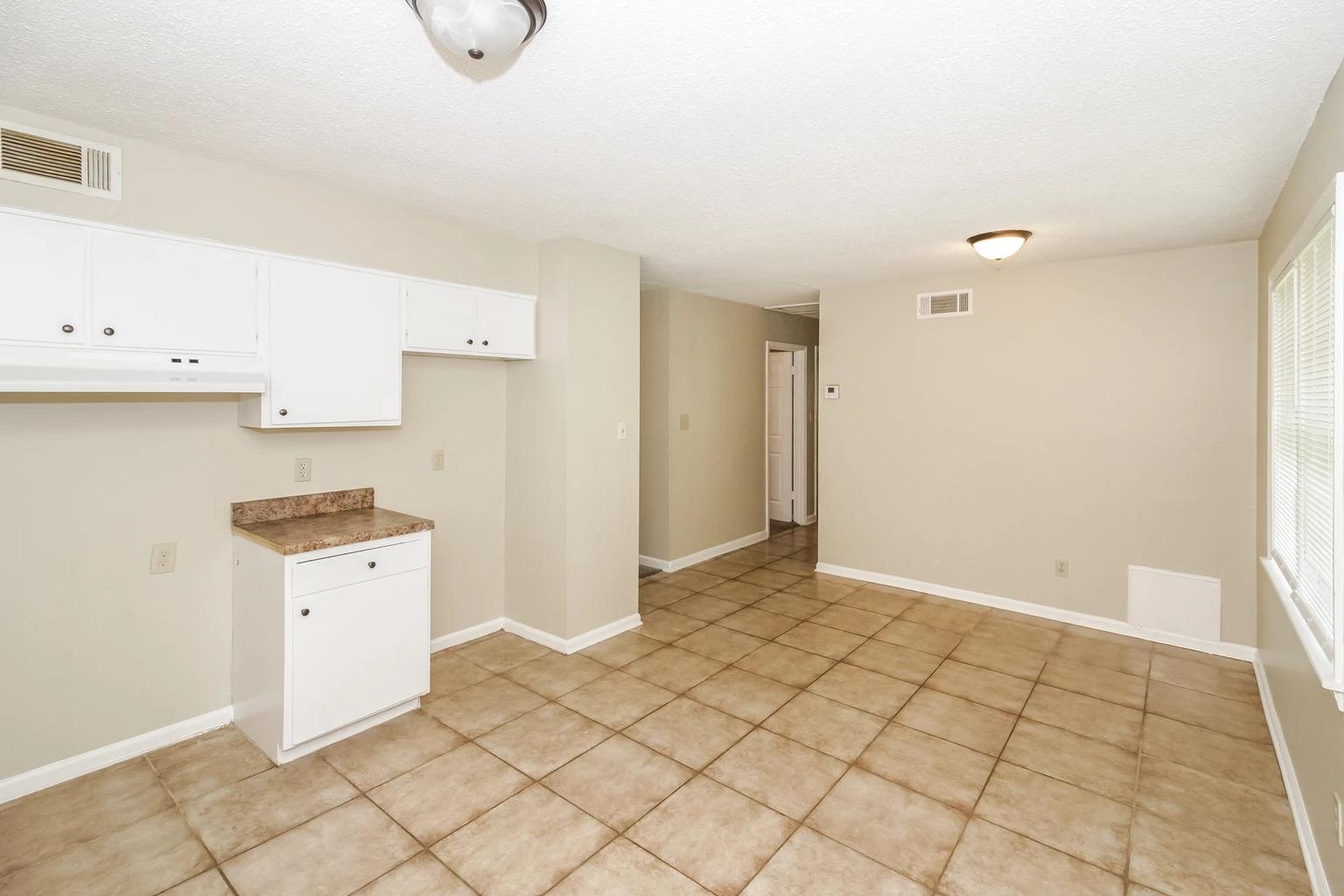 1773 Ball Road Memphis, TN 38114 - Photo 4 of 10 Gallery Image 4