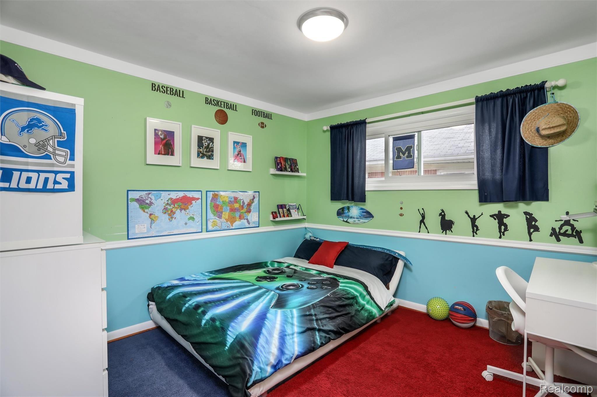 2825 Bamlet Road Royal Oak, MI 48073 - Photo 14 of 31 Spacious bedroom #2