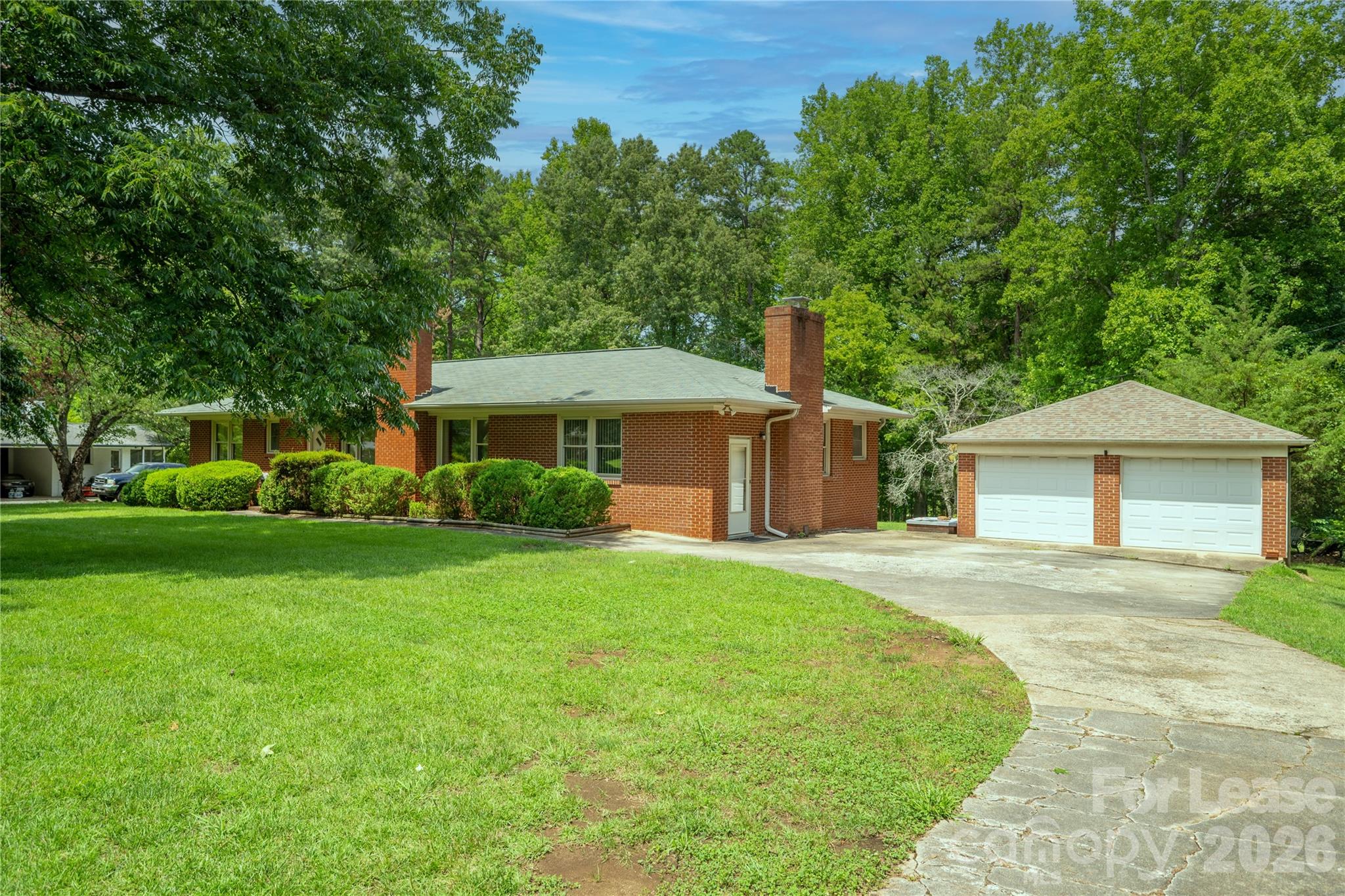 6510 Pleasant Grove Road Charlotte, NC 28216 - Photo 2 of 26 Gallery Image 2