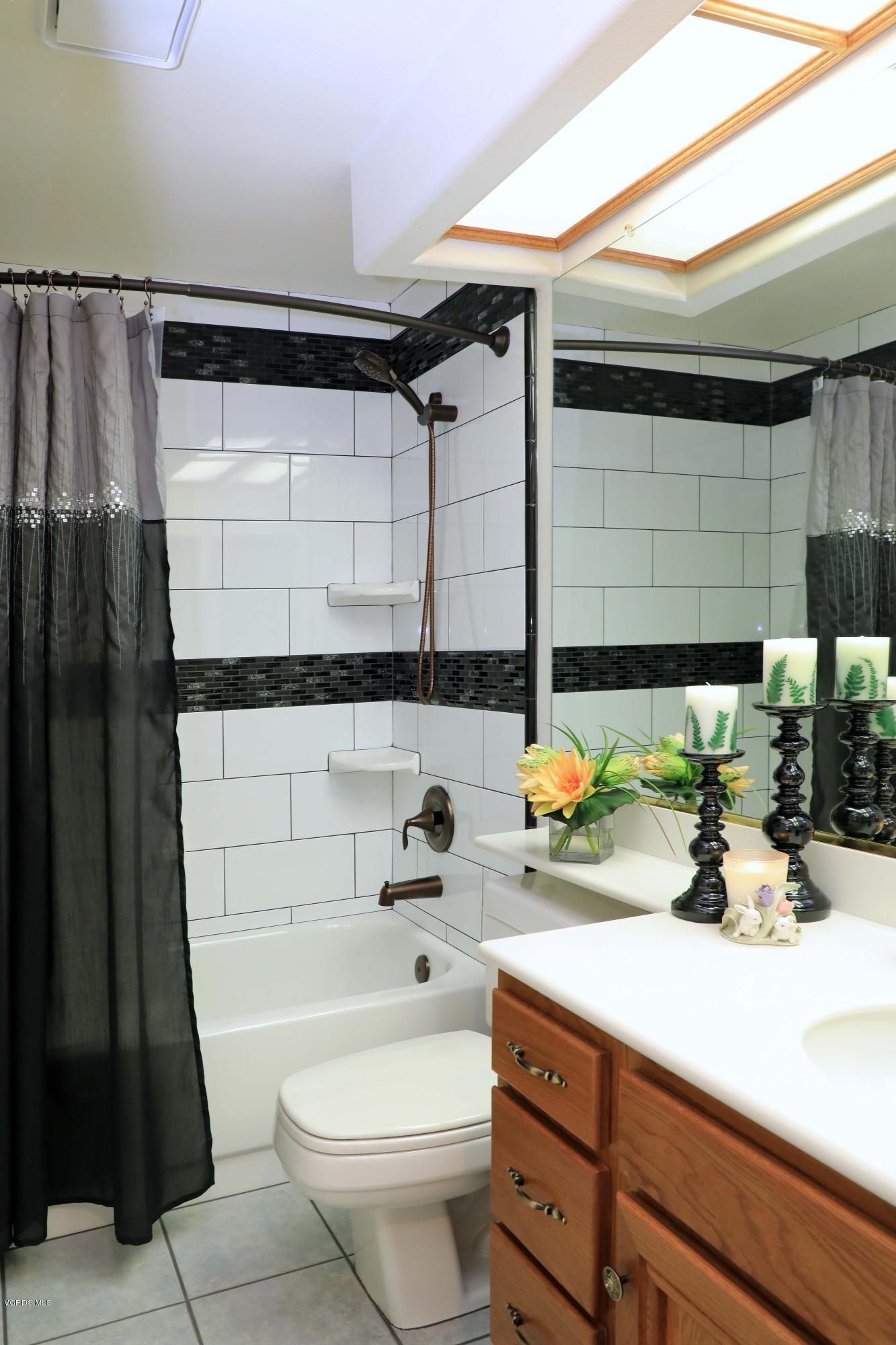 2560 Cabrillo Way Oxnard, CA 93030 - Photo 23 of 52 1S9A0928