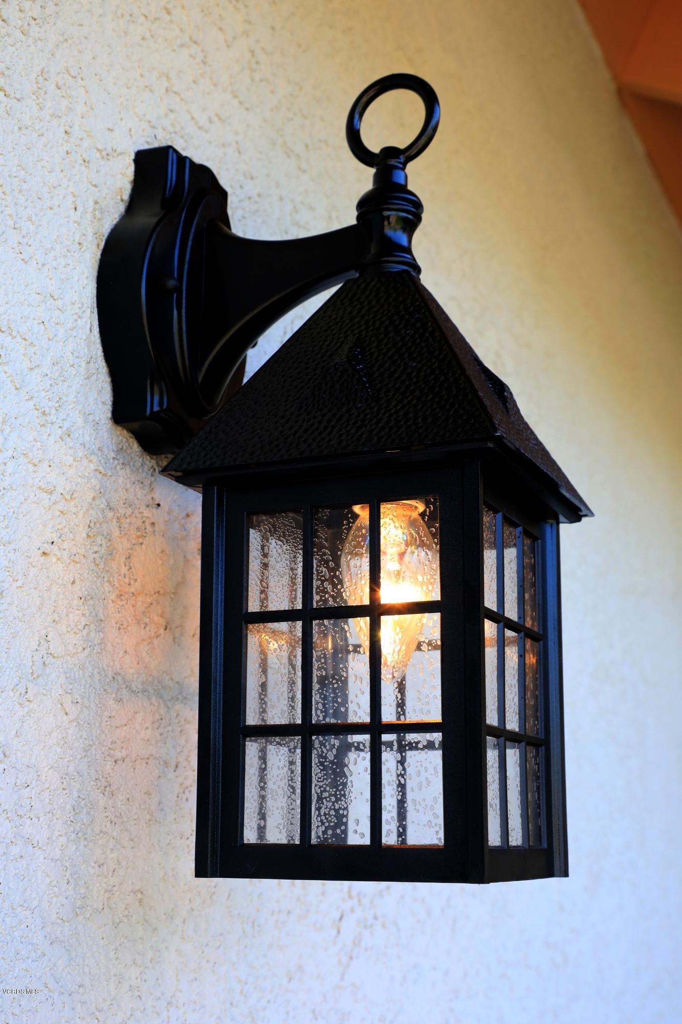 2560 Cabrillo Way Oxnard, CA 93030 - Photo 5 of 52 1S9A0879