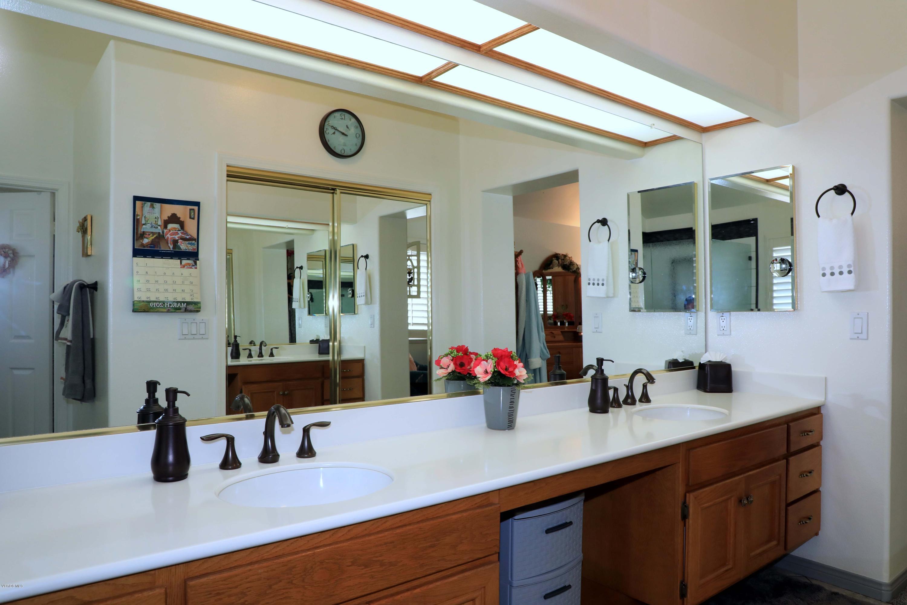 2560 Cabrillo Way Oxnard, CA 93030 - Photo 42 of 52 1S9A0961