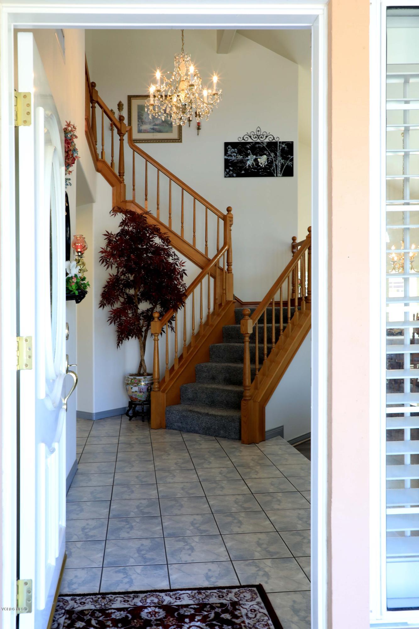 2560 Cabrillo Way Oxnard, CA 93030 - Photo 6 of 52 1S9A0880