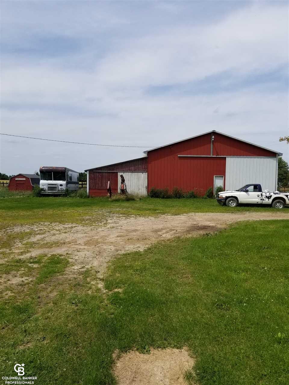 7926 Bricker Road Melvin, MI 48454 - Photo 2 of 8 31326293-1.JPG