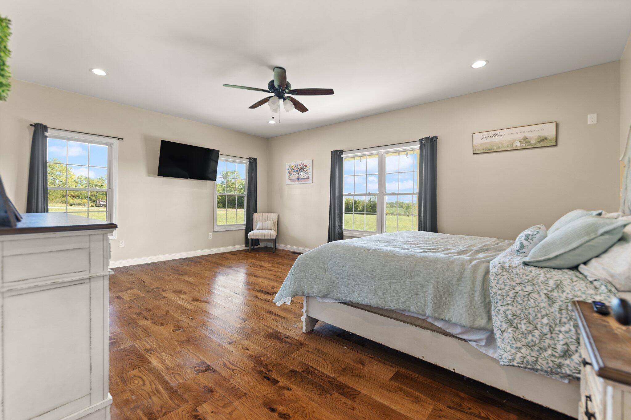 655 Stringtown Road Paris, KY 40361 - Photo 35 of 72 .