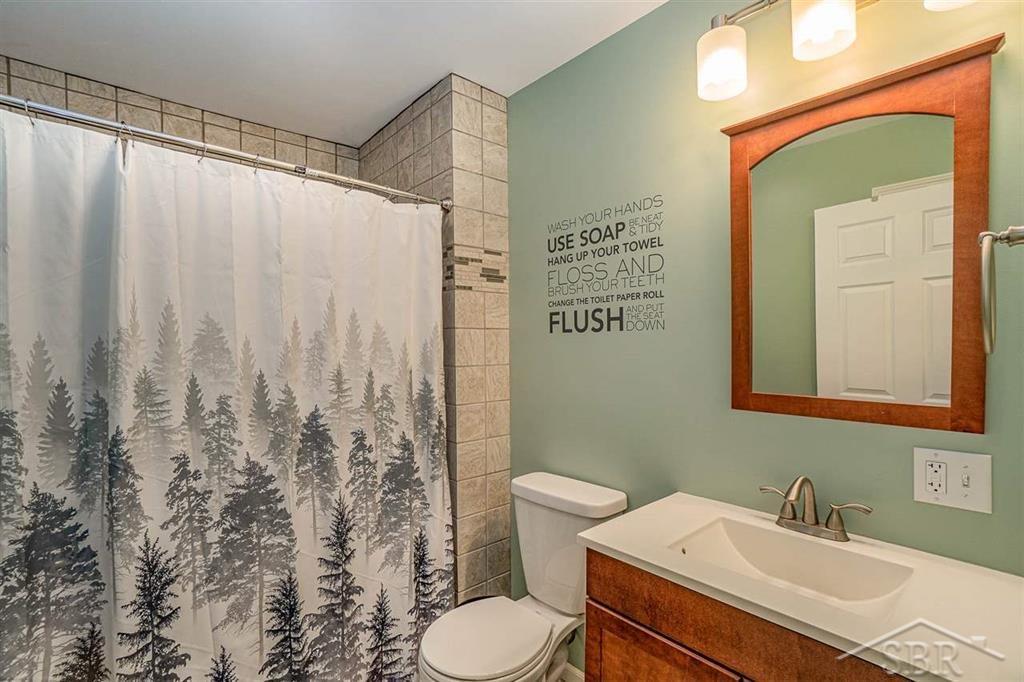 3364 North Stark Road Midland, MI 48642 - Photo 10 of 22 50023657-9.JPG