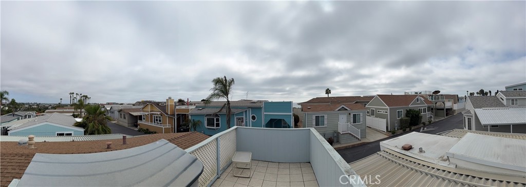 6508 Easy Street, Unit T Carlsbad, CA 92011 - Photo 14 of 19 a view of a house with sitting area