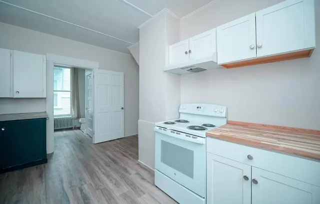 $1,900 | 249 Main Street, Tilton, NH 03276