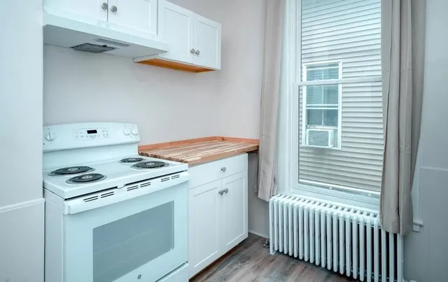 $1,900 | 249 Main Street, Tilton, NH 03276