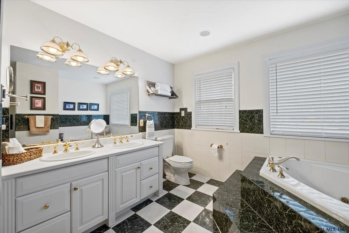 367 Vly Road Colonie, NY 12110 - Photo 42 of 81 Photo 43