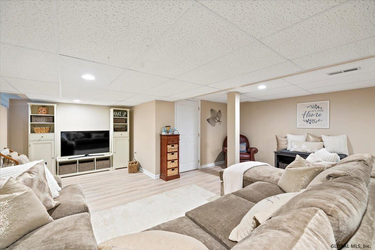 367 Vly Road Colonie, NY 12110 - Photo 58 of 81 Photo 59