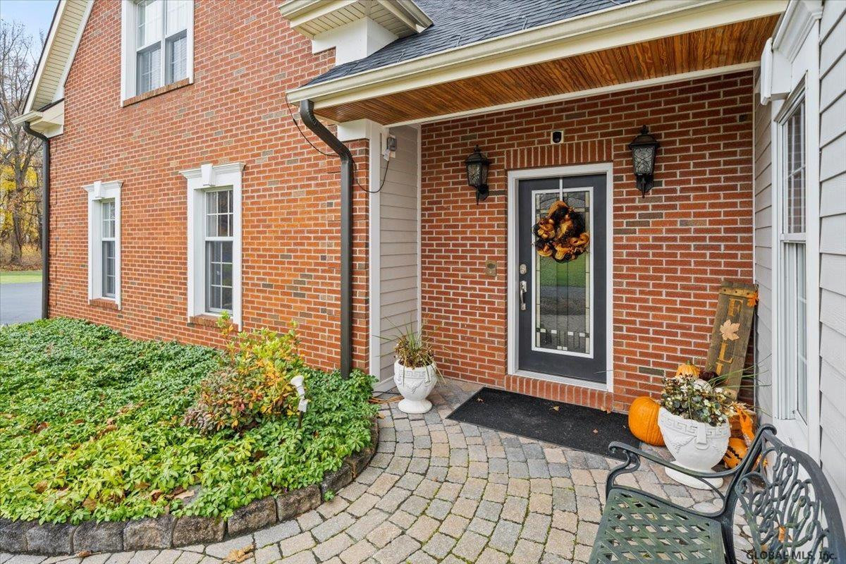 367 Vly Road Colonie, NY 12110 - Photo 10 of 81 Photo 10