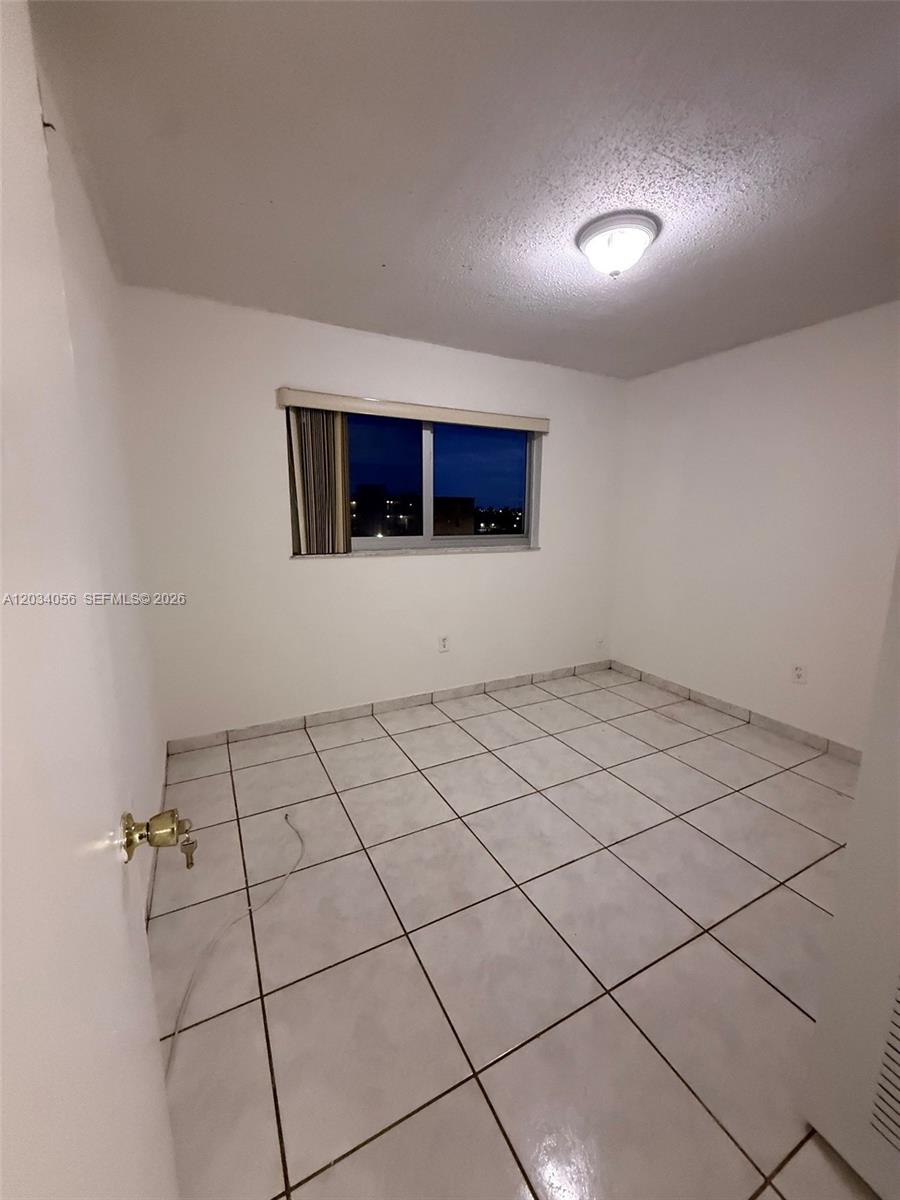 9917 West Okeechobee Road, Unit 3510 Hialeah Gardens, FL 33016 - Photo 8 of 10