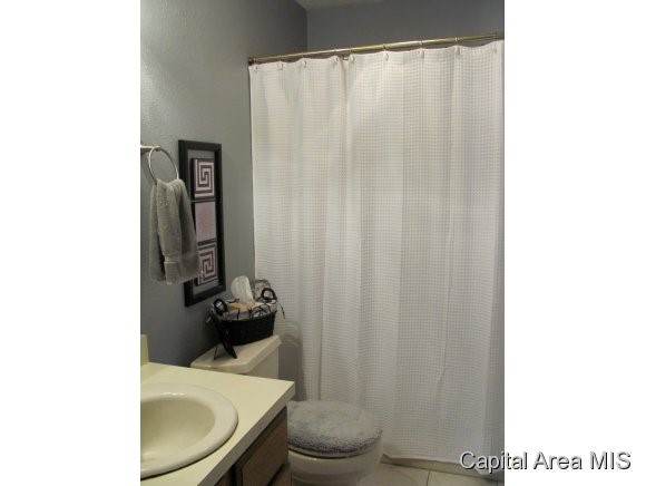 206 Astoria Road Springfield, IL 62704 - Photo 15 of 18