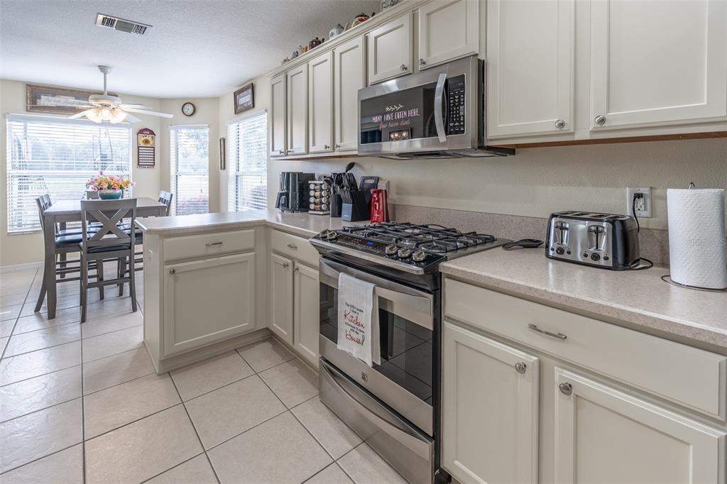 15831 Southwest 16th Avenue Road Ocala, FL 34473 - Photo 12 of 44