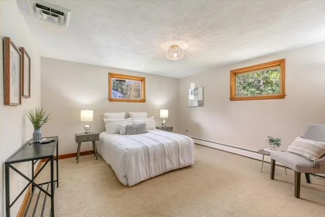 $899,999 | 270 Lowell Street, Wakefield, MA 01880