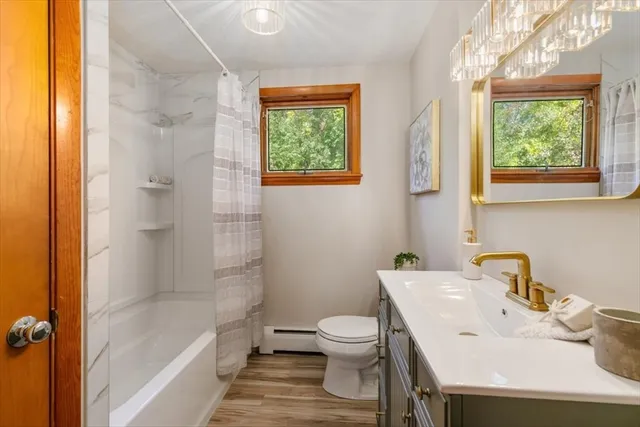 $899,999 | 270 Lowell Street, Wakefield, MA 01880