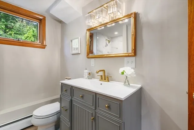 $899,999 | 270 Lowell Street, Wakefield, MA 01880