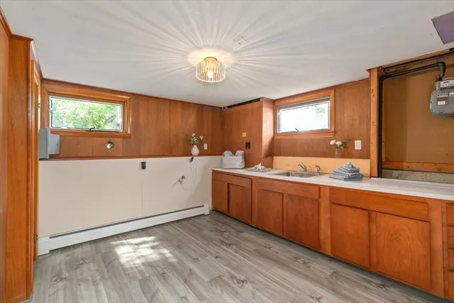 $899,999 | 270 Lowell Street, Wakefield, MA 01880