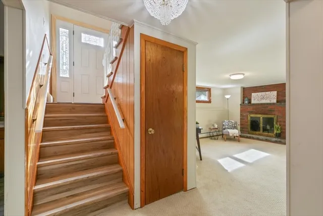 $899,999 | 270 Lowell Street, Wakefield, MA 01880