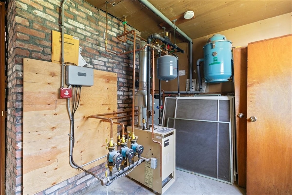 270 Lowell Street Wakefield, MA 01880 - Photo 39 of 41 walk in closet with window