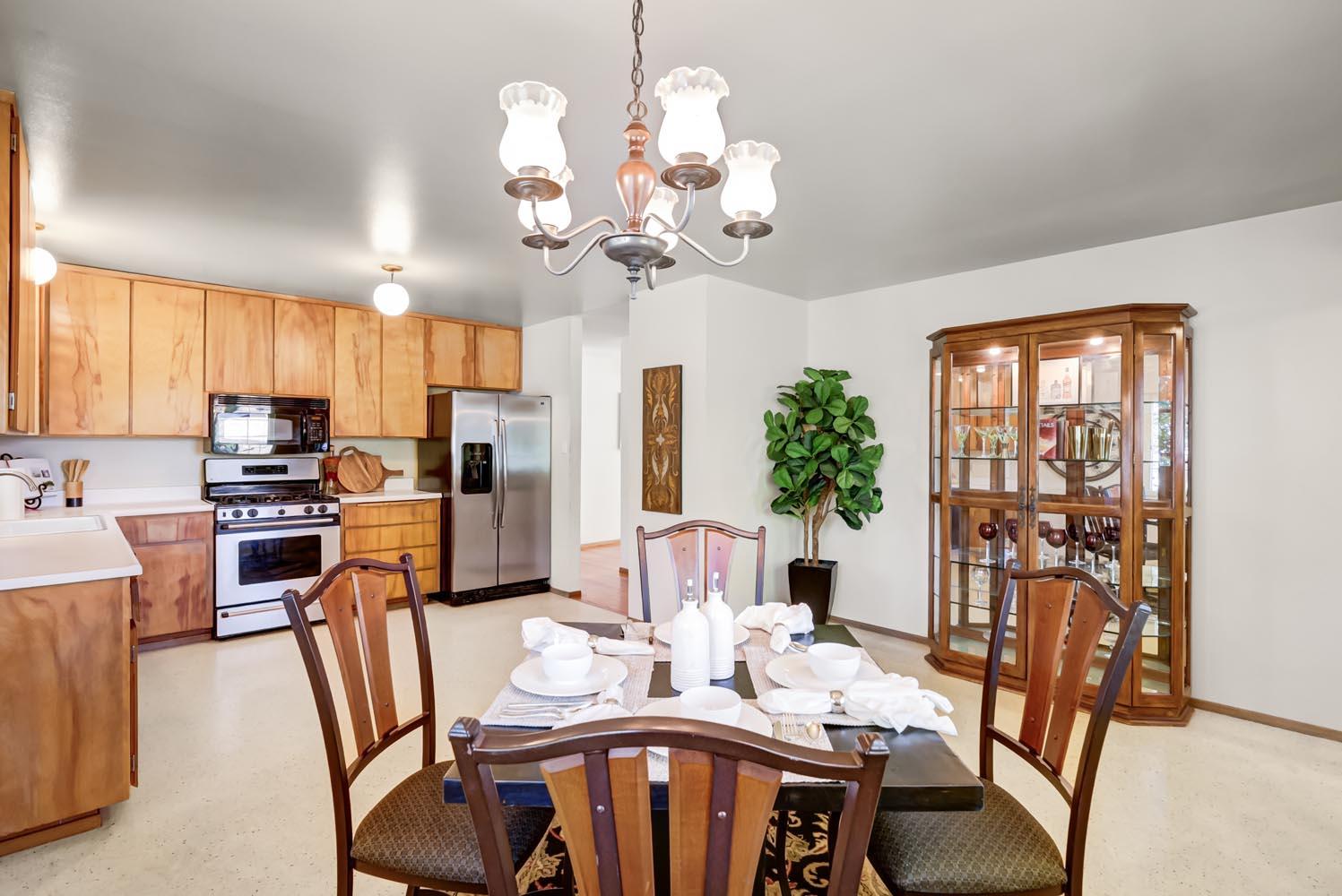 3155 Hickory Way Rocklin, CA 95677 - Photo 11 of 41
