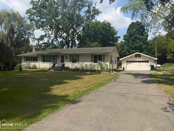 $260,000 | 2660 South Morrice Road, Owosso, MI 48867
