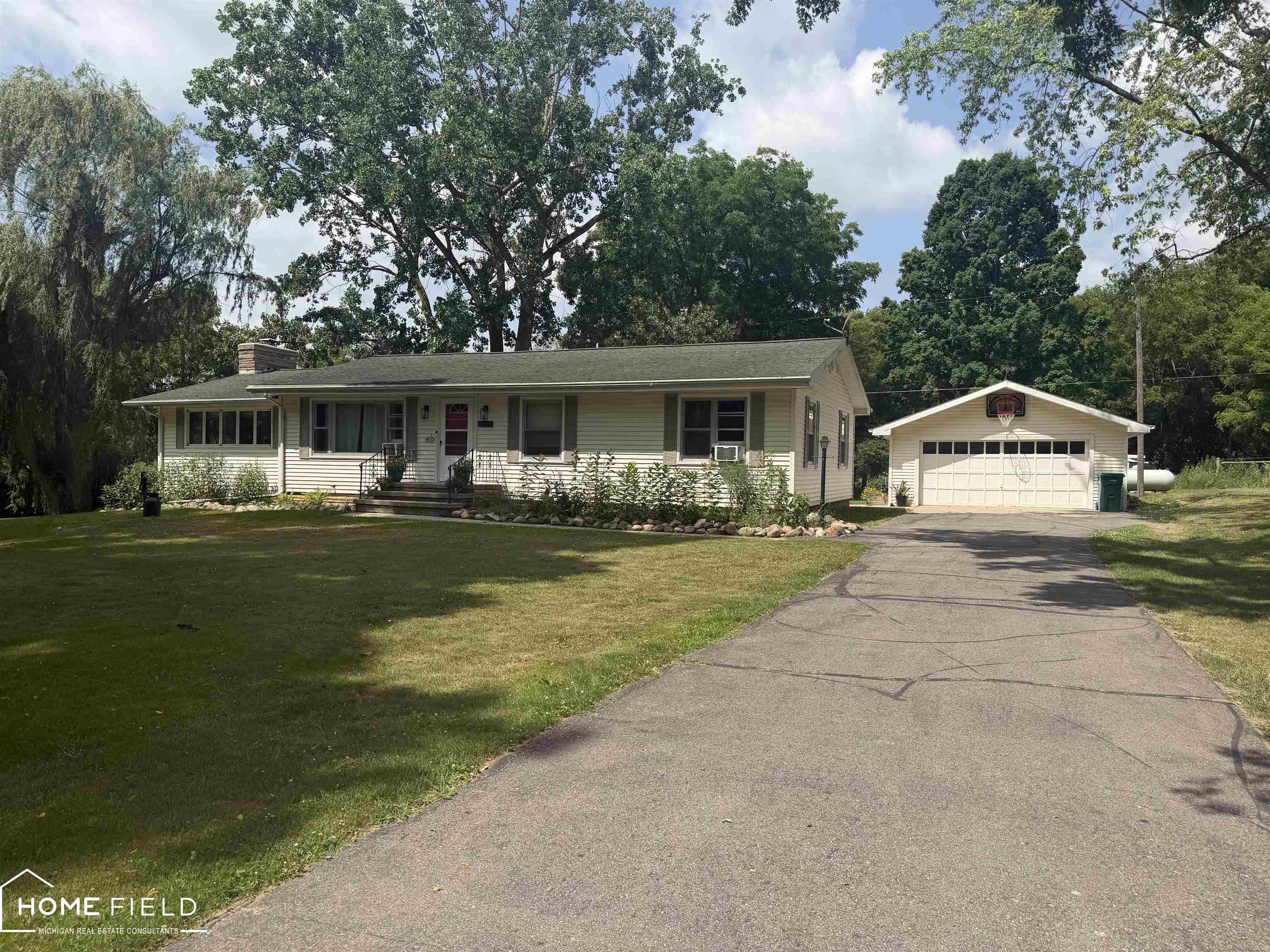 2660 South Morrice Road Owosso, MI 48867 - Photo 1 of 36